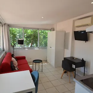 Appartement Cassin - Next To Tramway Line 2 Near Airport, Nice